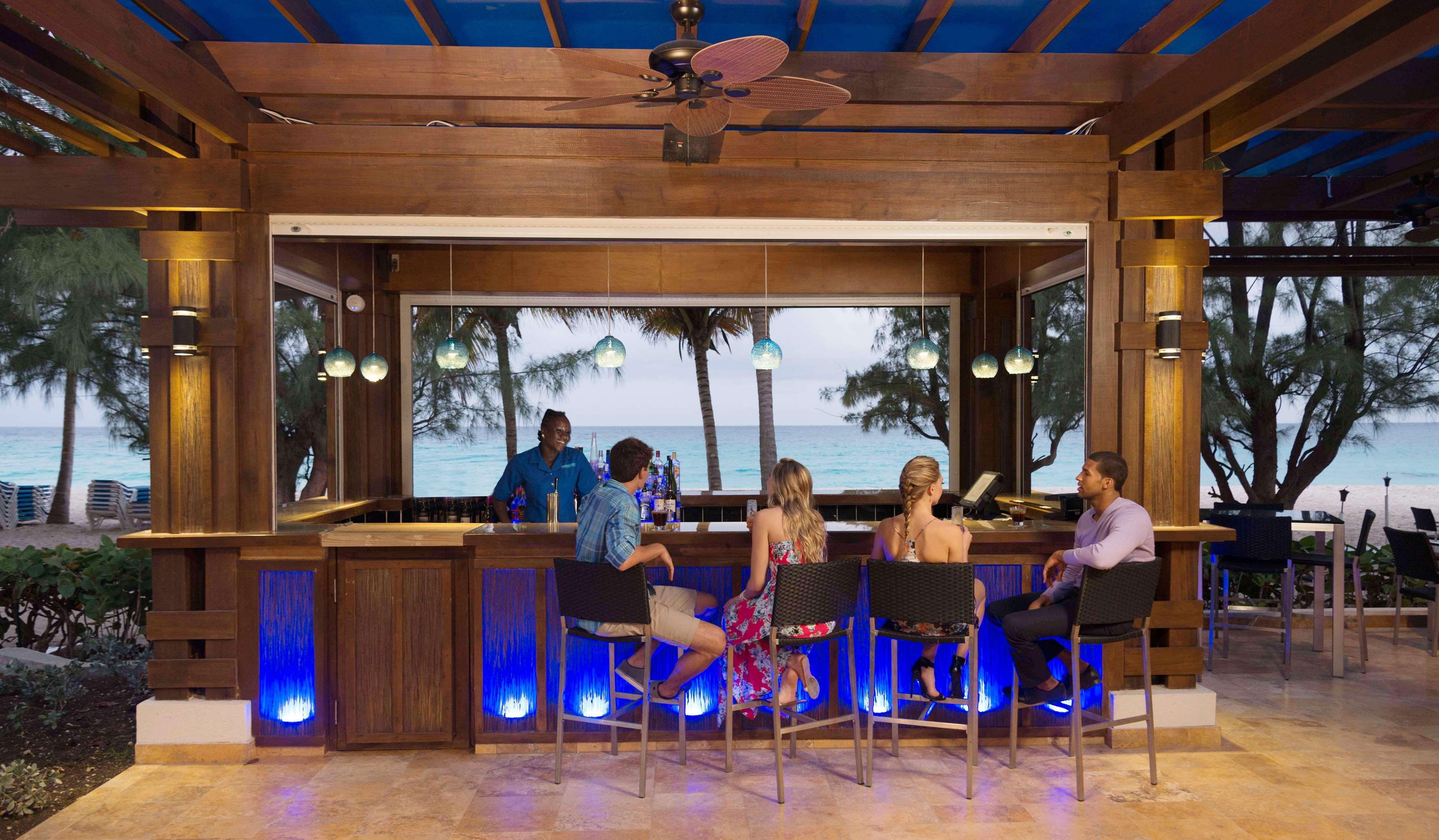 Divi Southwinds Beach Resort Christ Church Eksteriør bilde