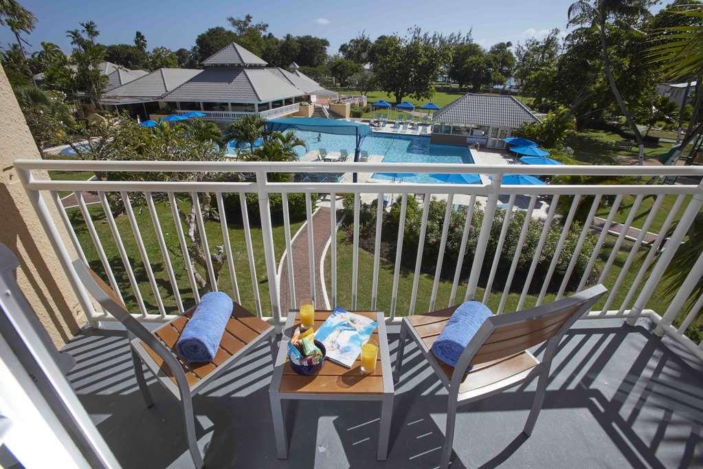 Divi Southwinds Beach Resort Christ Church Rom bilde